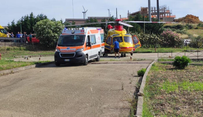 Daniele Alba si arrende dopo avere gravemente ferito moglie e figli: dramma familiare si conclude dopo ore di trattative