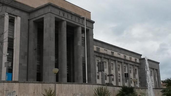 Inchiesta 'Monte Nuovo' a Cagliari: Accuse di associazione mafiosa e segreta, coinvolto anche il rettore dell'Università di Sassari 1 Inchiesta Monte Nuovo a Cagl