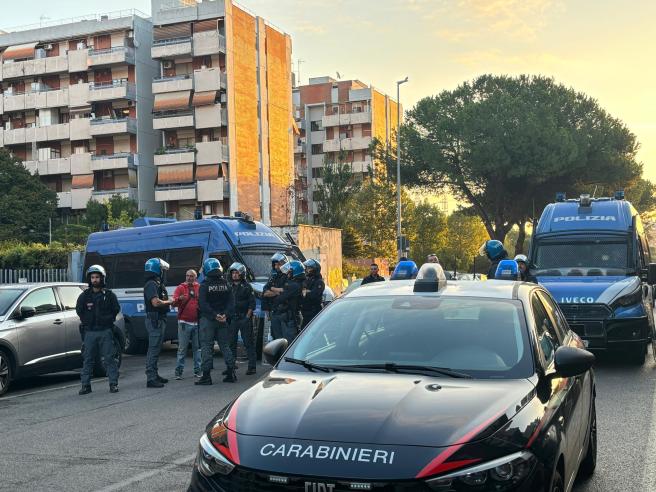 Operazione di sgombero all’ex hotel Cinecittà: liberata la struttura occupata da gruppi latinos