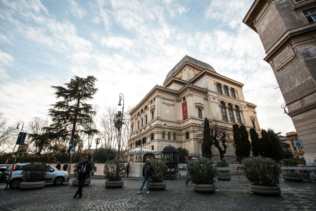 Roma intensifica le misure di
